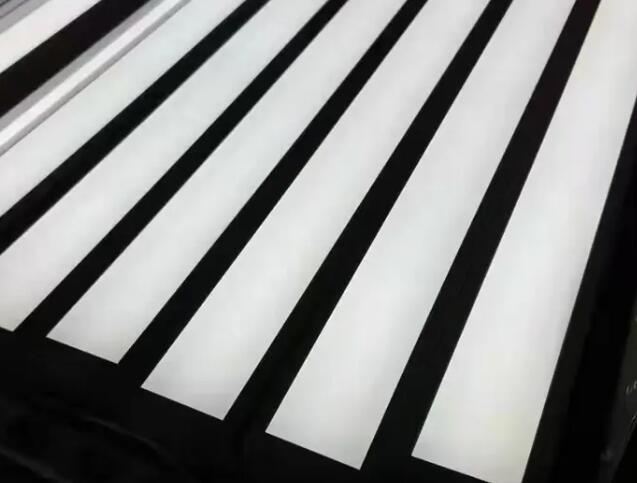 如何挑选色多多官网下载耐力板厂家？