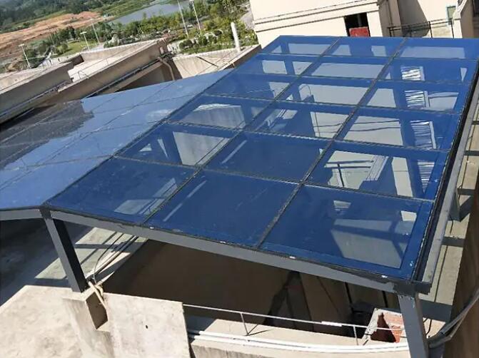 色多多官网下载板露台遮雨棚好不好用？