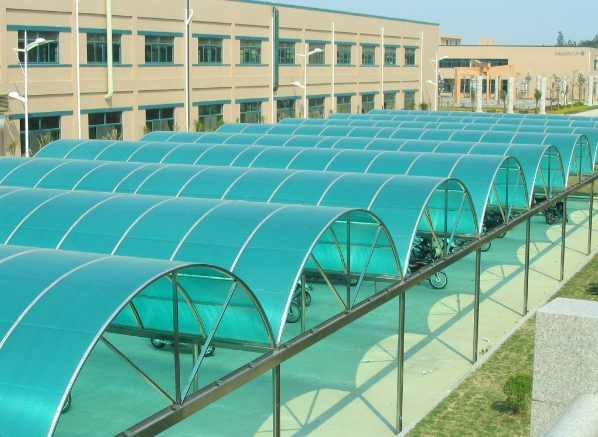 色多多官网下载耐力板可以用来搭建车棚和雨棚吗