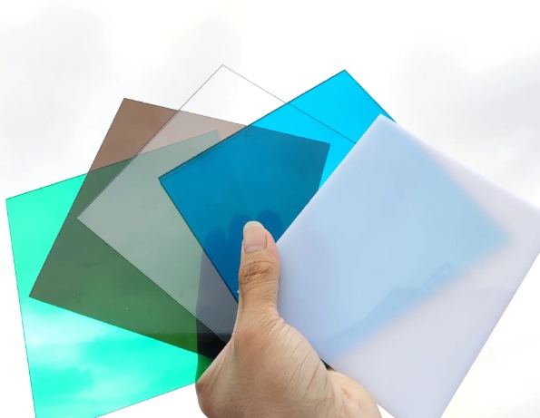 上海色多多官网下载耐力板的价格受哪些因素影响